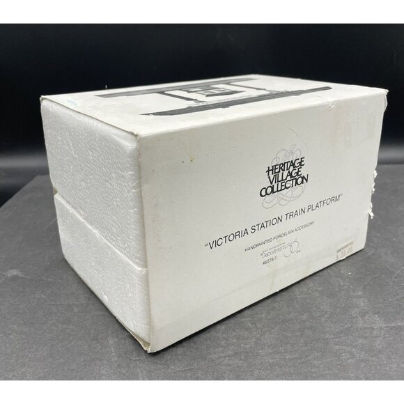 Dept 56 Victoria Station Train Platform Retired 5575-1 Heritage Village W/Box - Picture 2 of 9